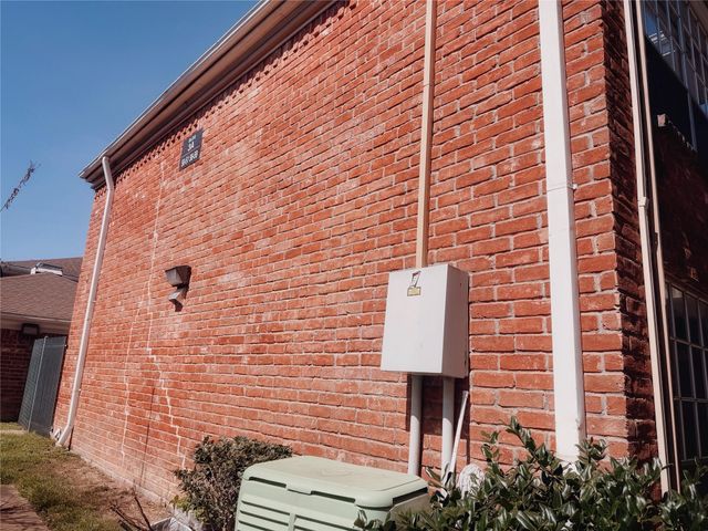 9201 Clarewood Drive 58, Houston, TX 77036