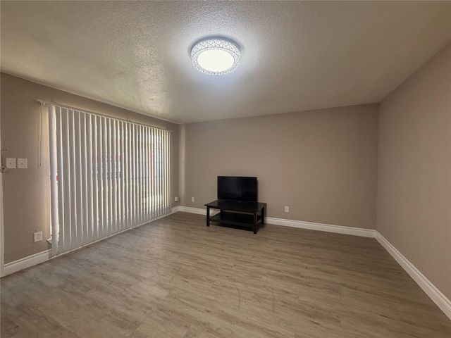 9201 Clarewood Drive 58, Houston, TX 77036