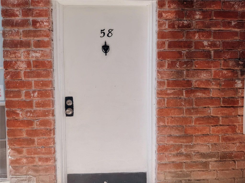 9201 Clarewood Drive 58, Houston, TX 77036