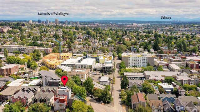 3812 Whitman Avenue N, Seattle, WA 98103