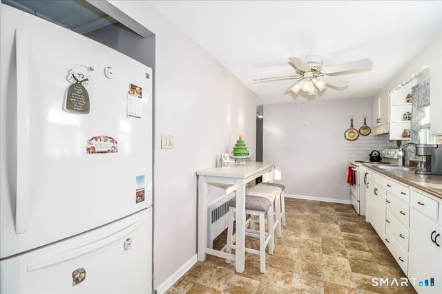 39 Cedar Lane, Cheshire, CT 06410