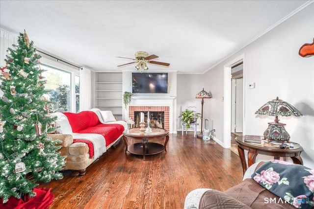 39 Cedar Lane, Cheshire, CT 06410