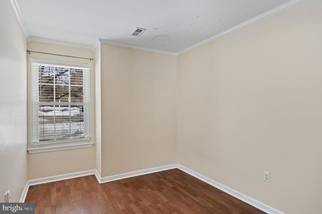 1 BRIDGEWATER DR, Marlton, NJ 08053