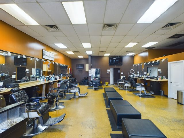 301 W 79th Street, Chicago, IL 60620