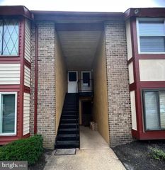 12 CHELSEA CIR #A18, Clementon, NJ 08021