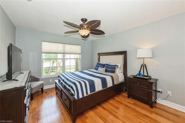 2438 Butterfly Palm DR, Naples, FL 34119