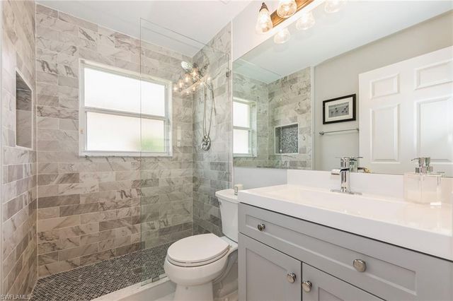 2438 Butterfly Palm DR, Naples, FL 34119