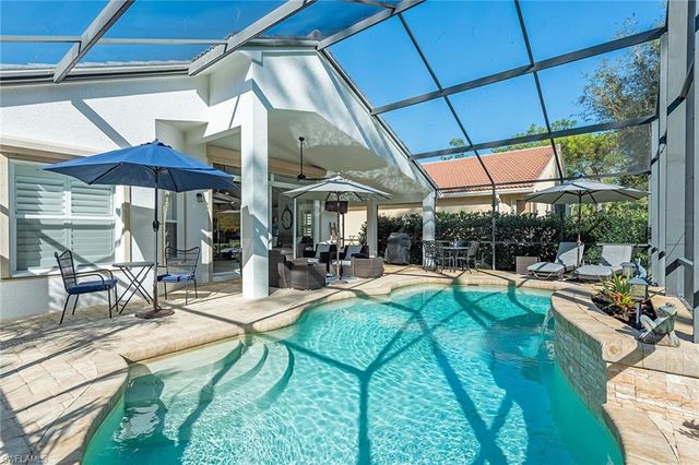 2438 Butterfly Palm DR, Naples, FL 34119