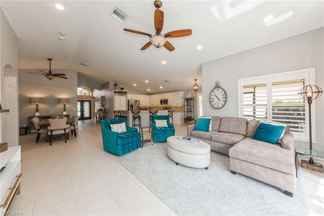 2438 Butterfly Palm DR, Naples, FL 34119