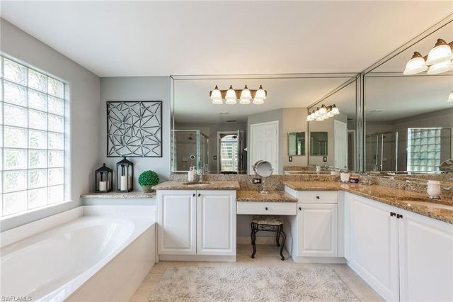 2438 Butterfly Palm DR, Naples, FL 34119