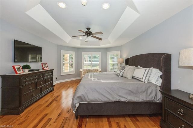 2438 Butterfly Palm DR, Naples, FL 34119