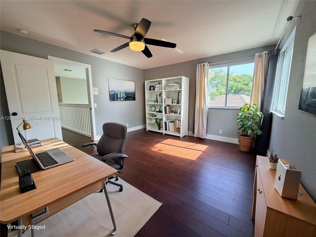 980 Golden Cane Dr, Weston, FL 33327