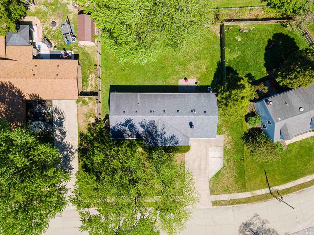 2008 W Bryden Road, Muncie, IN 47304