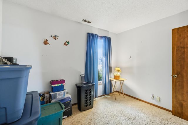 2008 W Bryden Road, Muncie, IN 47304