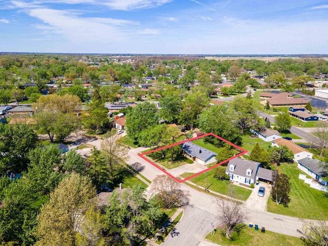 2008 W Bryden Road, Muncie, IN 47304