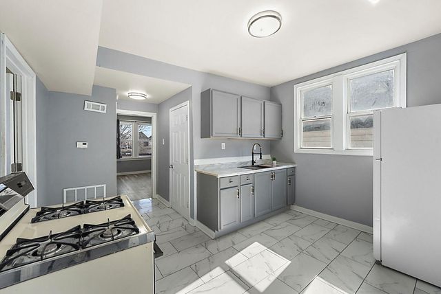 3906 Catalpa Street, East Chicago, IN 46312