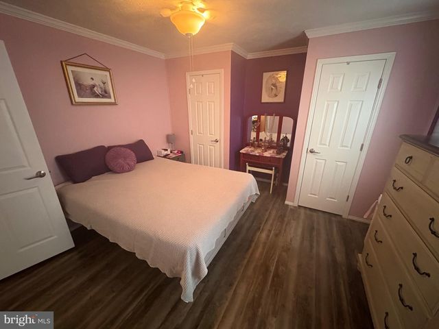 511 MAPLE DR, Green Lane, PA 18054