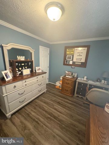 511 MAPLE DR, Green Lane, PA 18054