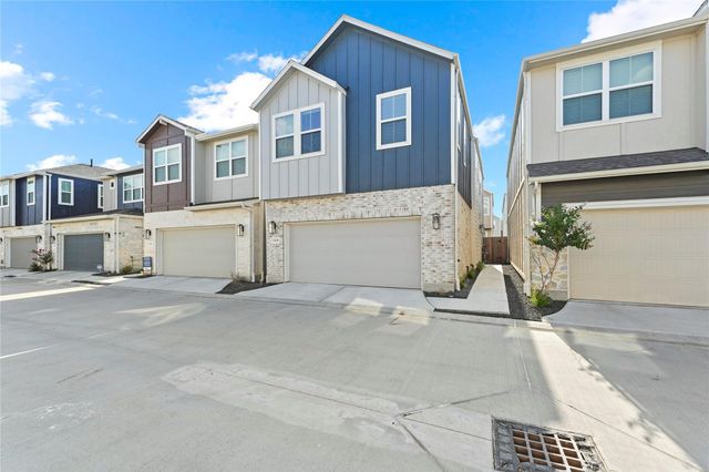 1519 Beach Oak Drive, Houston, TX 77084