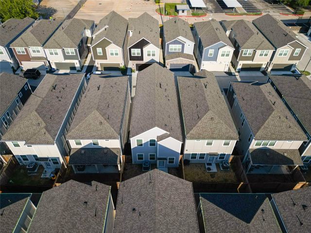 1519 Beach Oak Drive, Houston, TX 77084