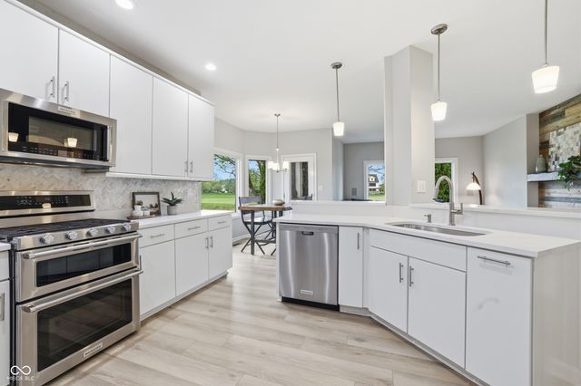 16441 Gleneagles Court, Noblesville, IN 46060