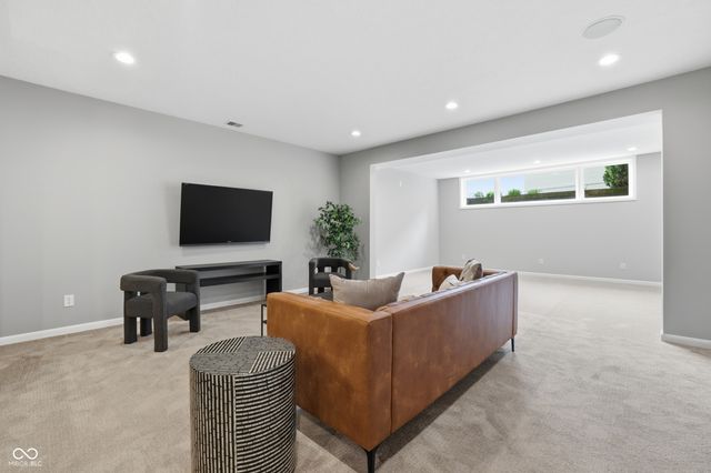 16441 Gleneagles Court, Noblesville, IN 46060