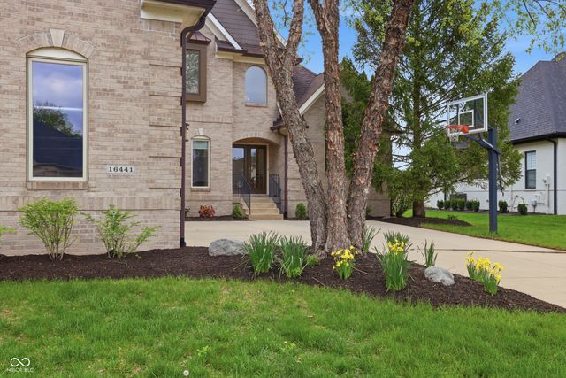 16441 Gleneagles Court, Noblesville, IN 46060