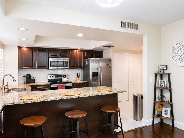 8111 Northboro Court 11d, Lake Clarke Shores, FL 33406