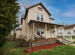 421 EAST Street, Three Rivers, MI 49093