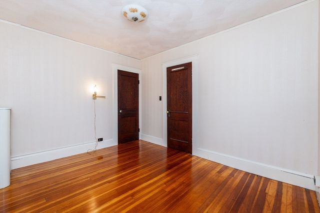 78 Greene St, Quincy, MA 02170