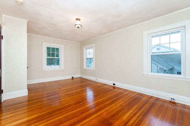 78 Greene St, Quincy, MA 02170