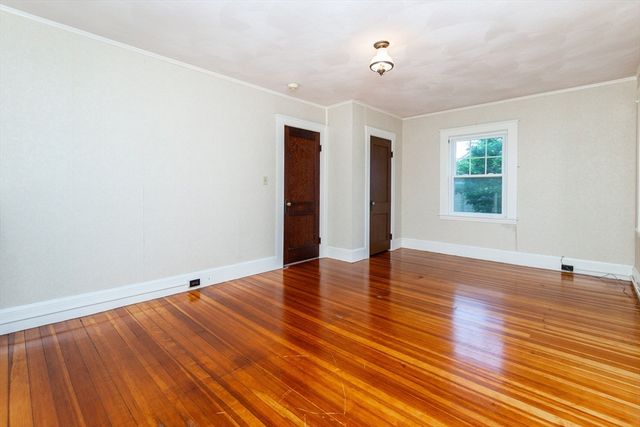 78 Greene St, Quincy, MA 02170