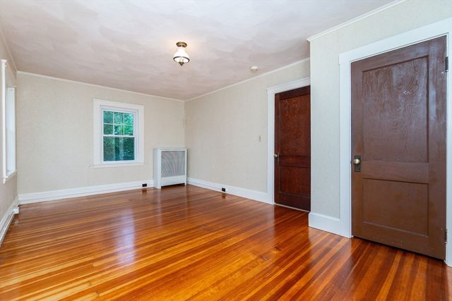 78 Greene St, Quincy, MA 02170