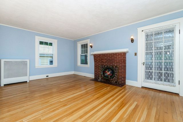 78 Greene St, Quincy, MA 02170