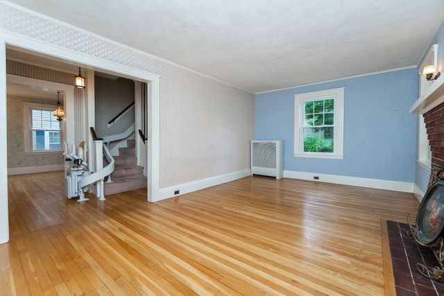 78 Greene St, Quincy, MA 02170