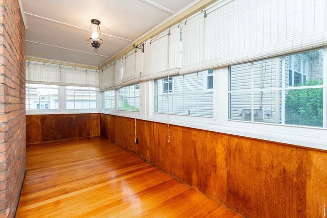 78 Greene St, Quincy, MA 02170