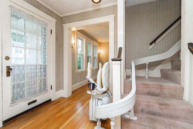 78 Greene St, Quincy, MA 02170