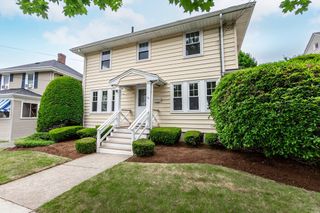78 Greene St, Quincy, MA 02170