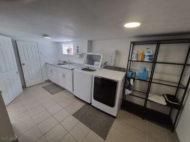 2245 Price St, Rahway City, NJ 07065