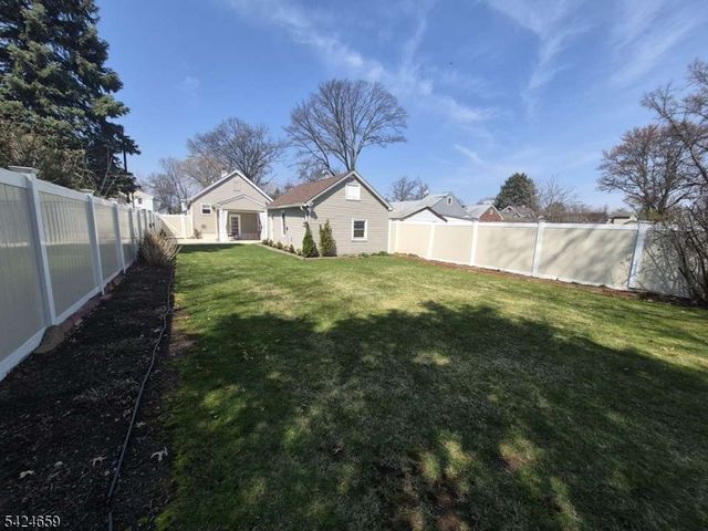 2245 Price St, Rahway City, NJ 07065