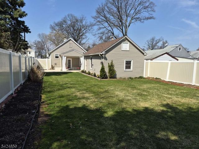 2245 Price St, Rahway City, NJ 07065