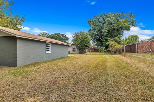 109 HARGIS Drive, Prattville, AL 36066