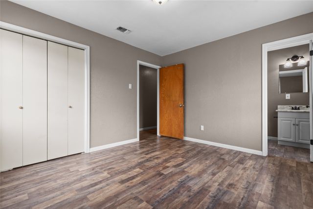 1240 E Jefferson Street, Van Alstyne, TX 75495