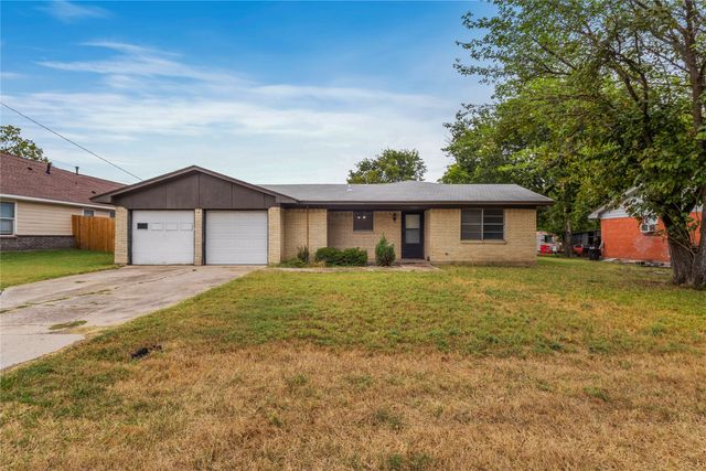 1240 E Jefferson Street, Van Alstyne, TX 75495