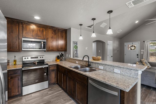 1314 CEDAR GROVE TRL, Spring Branch, TX 78070