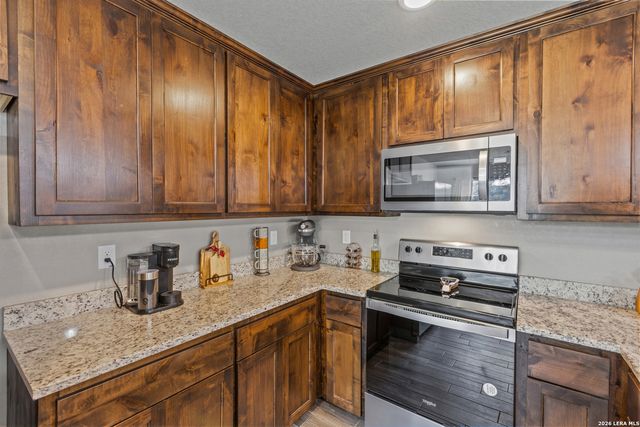 1314 CEDAR GROVE TRL, Spring Branch, TX 78070