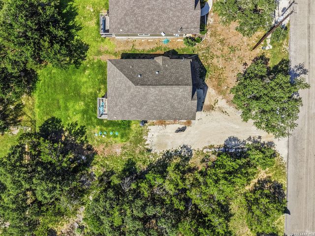 1314 CEDAR GROVE TRL, Spring Branch, TX 78070