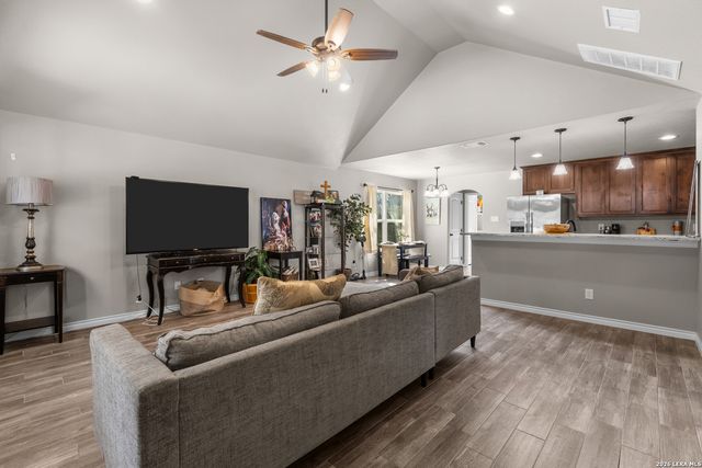 1314 CEDAR GROVE TRL, Spring Branch, TX 78070