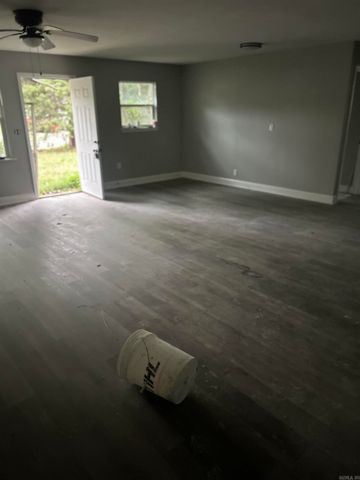 1302 Boston Drive, Pine Bluff, AR 71602