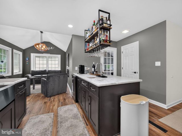 1665 LAMPLIGHTER DR., Macungie, PA 18062